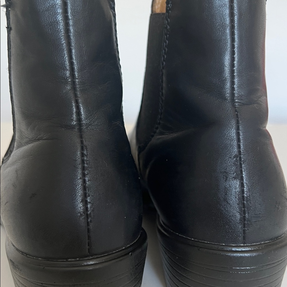 Black Heeled Blundstone Boots- Women’s 9 - Picture 12 of 12